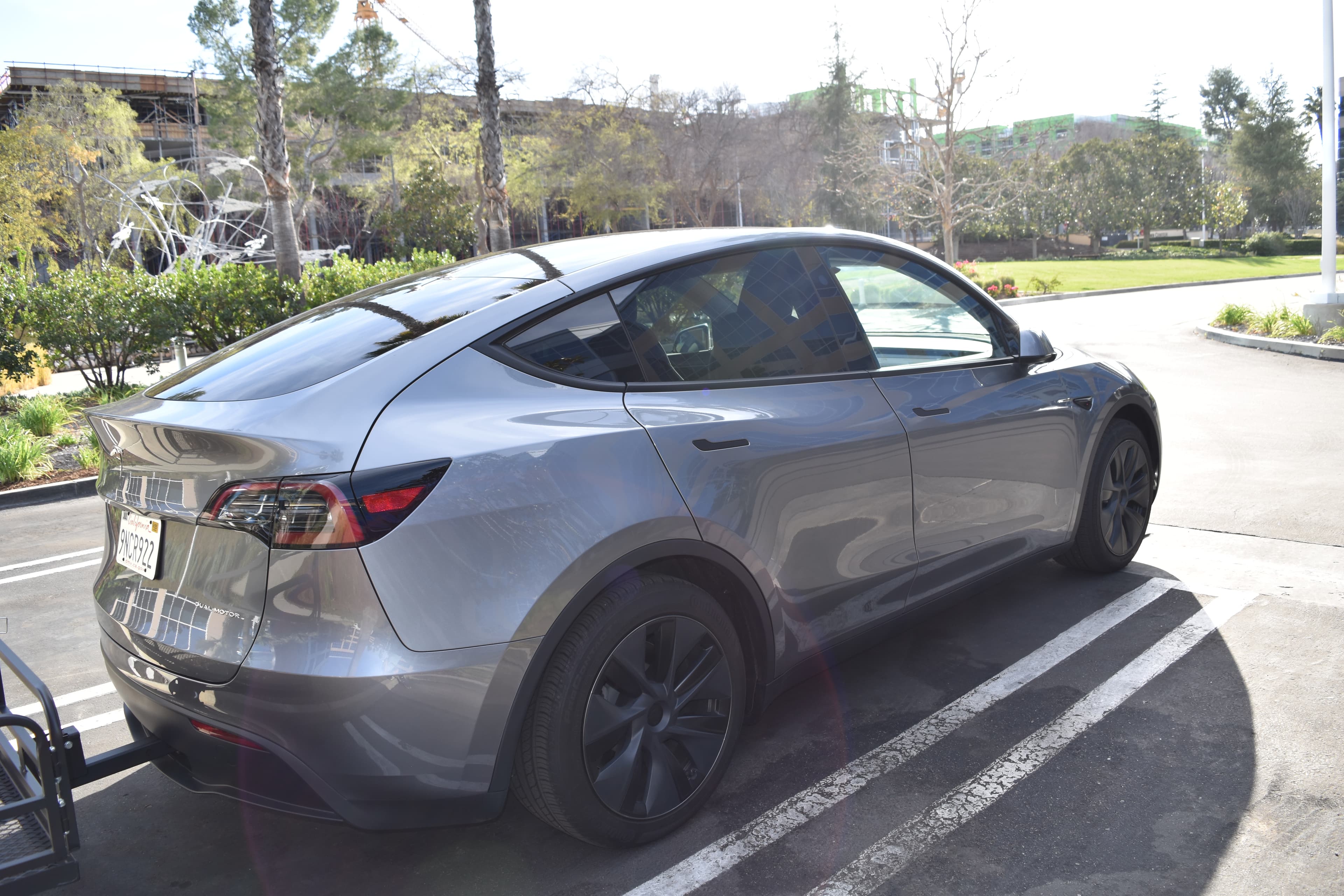 Tesla Model Y thumbnail